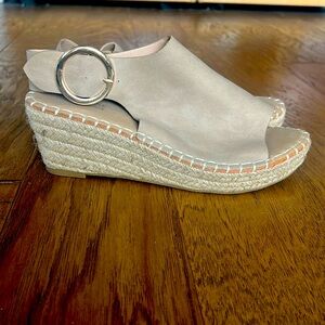 NWOT Catherine Malandrino Wedges